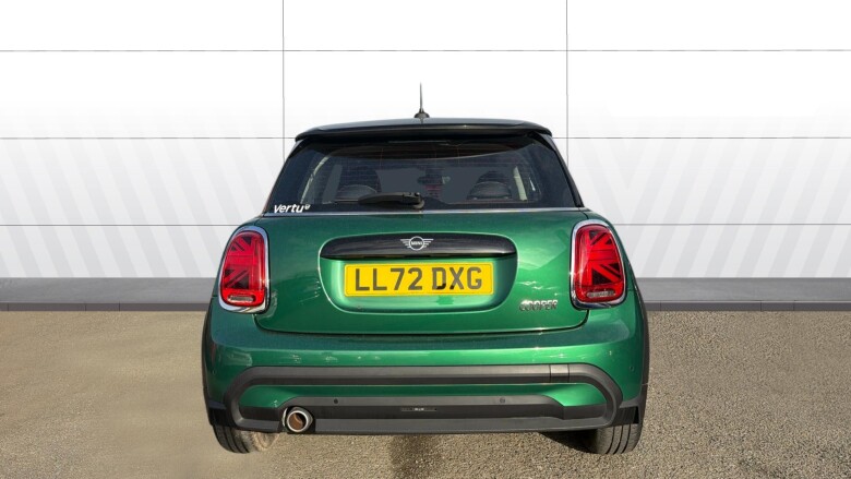MINI Hatchback 1.5 Cooper Classic 3dr Auto Petrol Hatchback